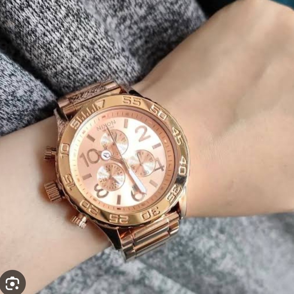 Nixon 42 20 Rose Gold Chronograph Watch Unisex